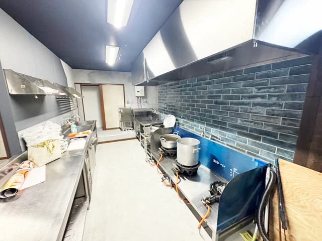 北広島エリアで36号線沿い1階路面店！